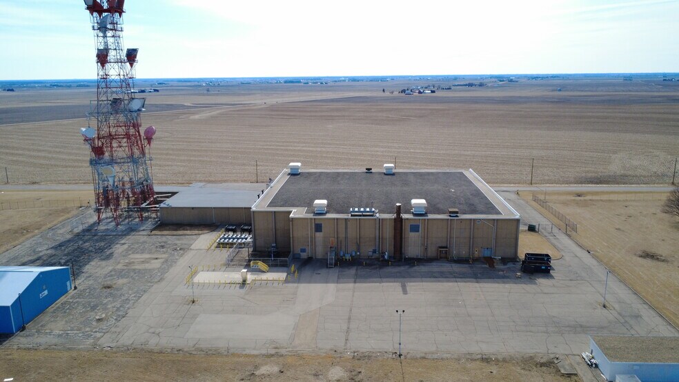 More Photos Of 2869 N 3501st Rd, Seneca Manufacturing For Sale