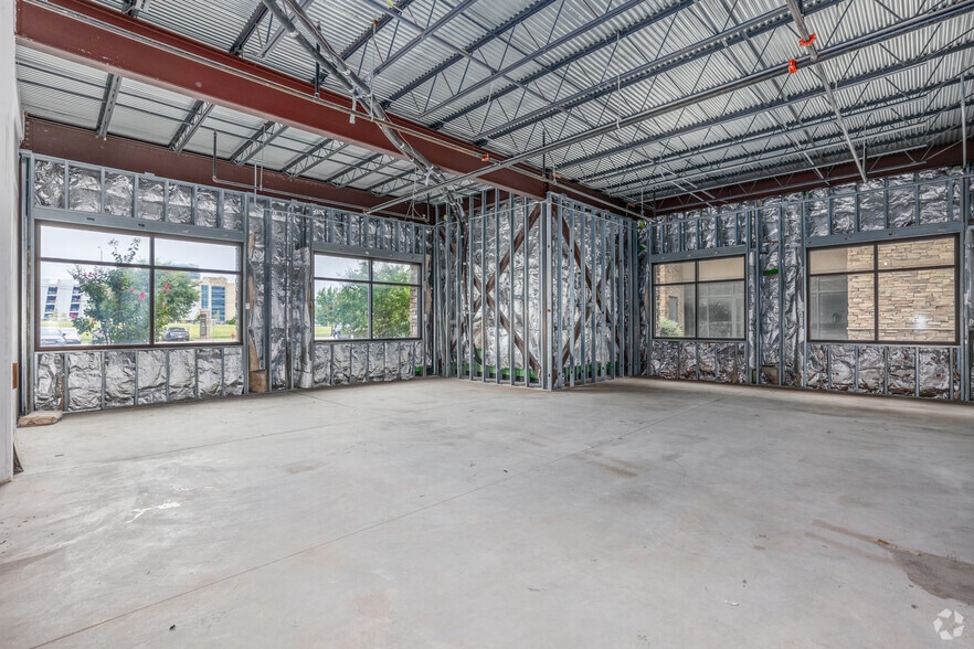 More Photos Of 3151 W Tecumseh Rd, Norman Medical For Sale