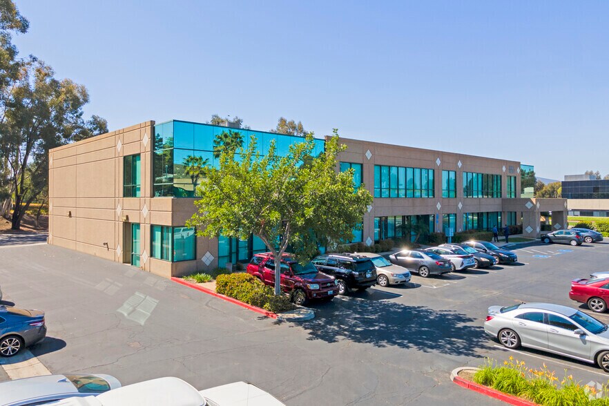 More Photos Of 10865 Rancho Bernardo Rd, San Diego Unknown For Lease