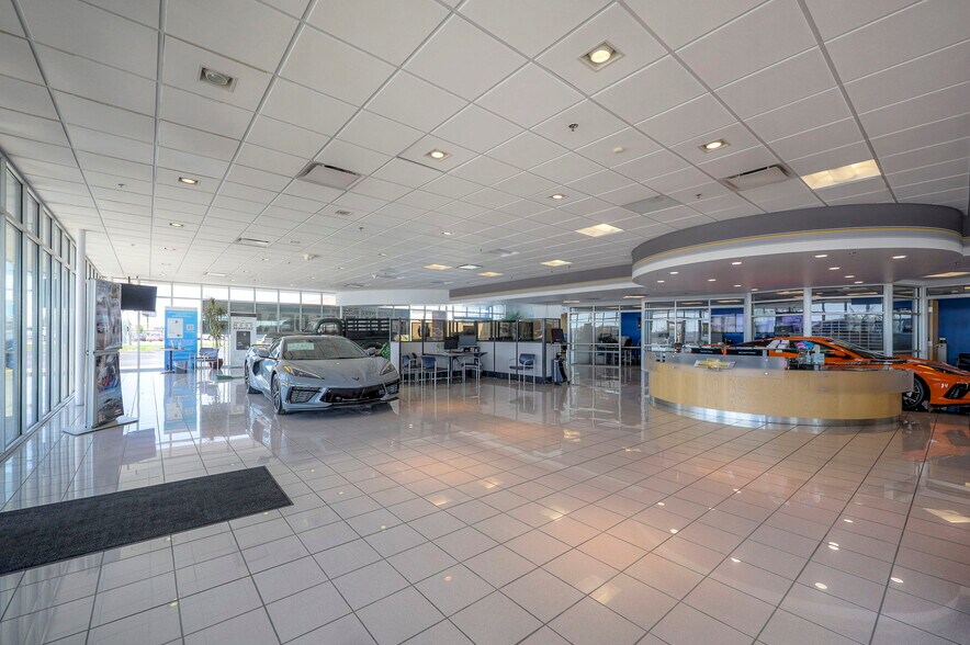 More Photos Of 3921 Frederick Ave, Saint Joseph General Retail For Sale