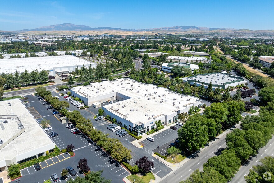 More Photos Of 5735 W Las Positas Blvd, Pleasanton Flex For Lease