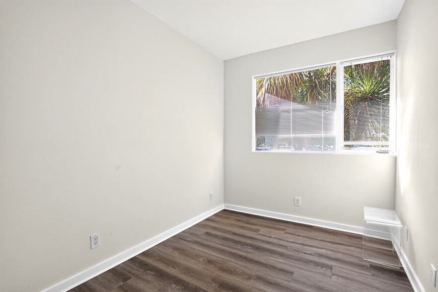 More Photos Of 2520 Milvia St, Berkeley Medical For Sale