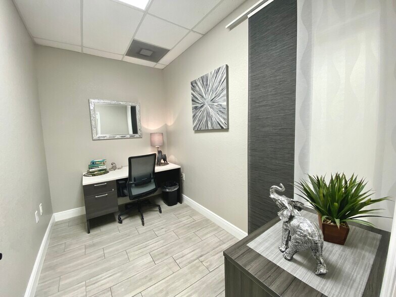 More Photos Of 1211 Tech Blvd, Tampa Manufacturing For Lease