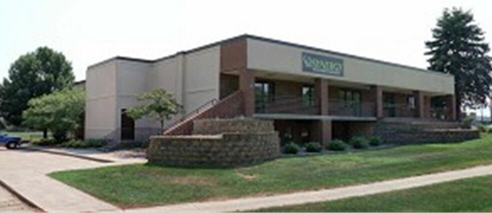 More Photos Of 825 S Taft Ave, Mason City Office For Lease