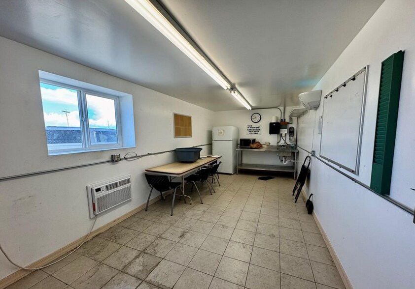 More Photos Of 3512 E Bench Rd, Dillon Manufacturing For Sale