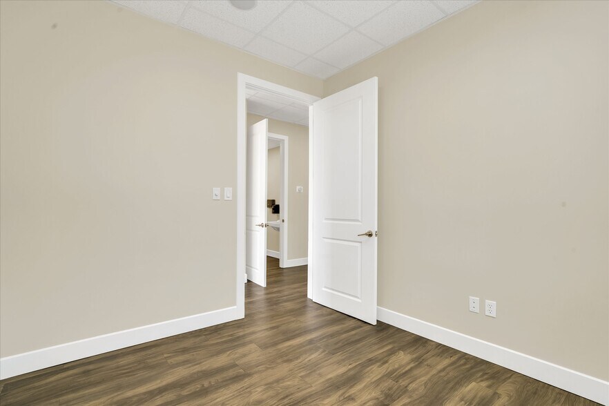 More Photos Of 3107 Elrod Rd, Katy Unknown For Lease