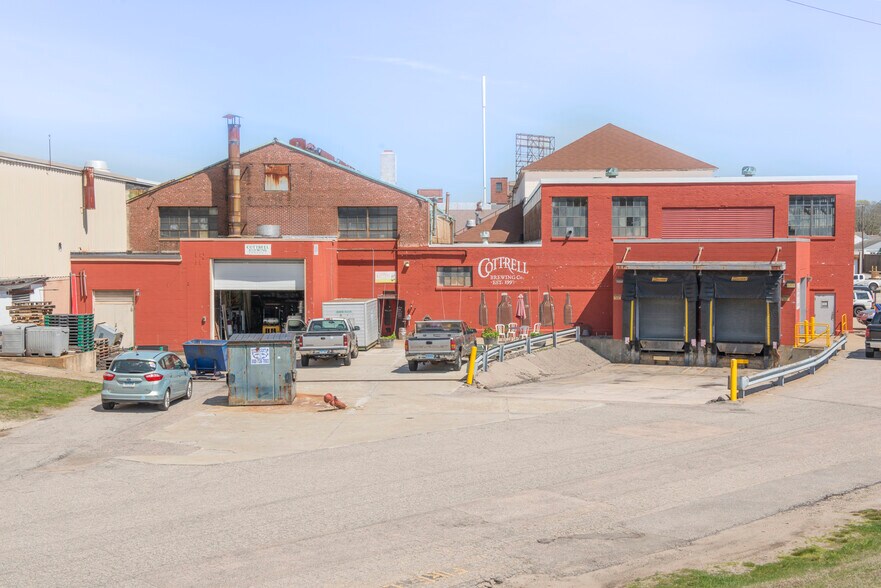 100 Mechanic St, Pawcatuck, CT 06379 Industrial For Lease