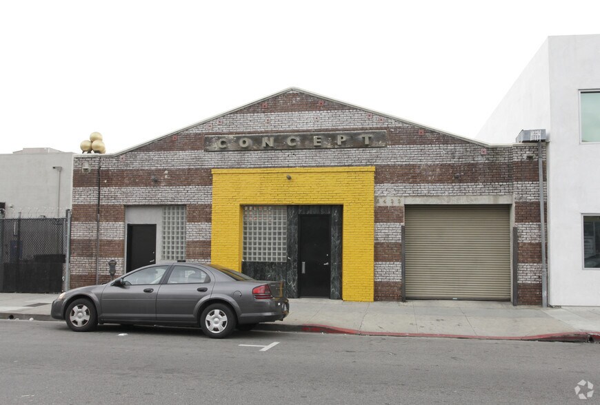 More Photos Of 6422 Selma Ave, Los Angeles Office For Lease
