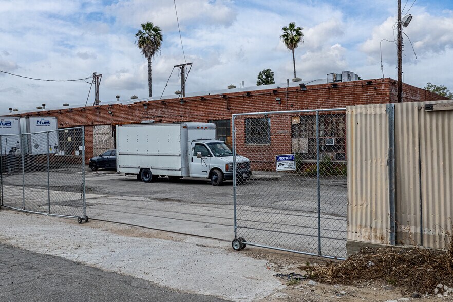 More Photos Of 7343 Pierce Ave, Whittier Manufacturing For Lease
