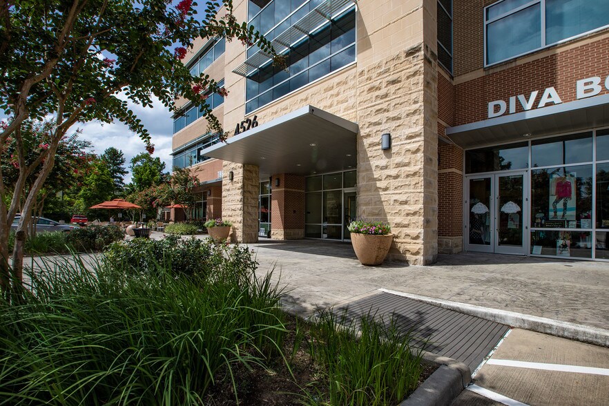 More Photos Of 4526 Research Forest Dr, The Woodlands Office For Lease