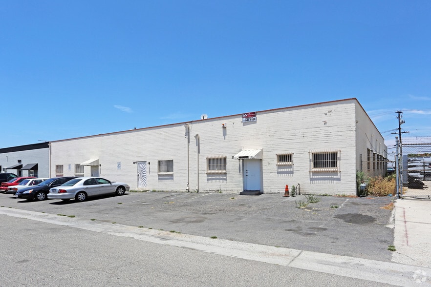 Primary Photo Of 1227-1229 E Ash Ave, Fullerton Warehouse For Lease