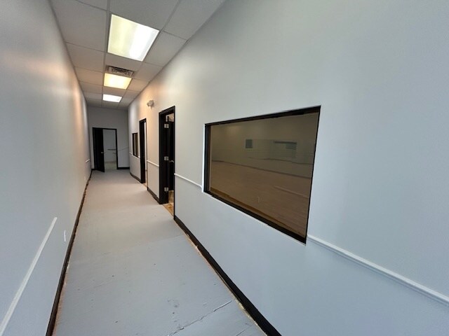 More Photos Of 98 Legends Pky, Eureka Unknown For Lease