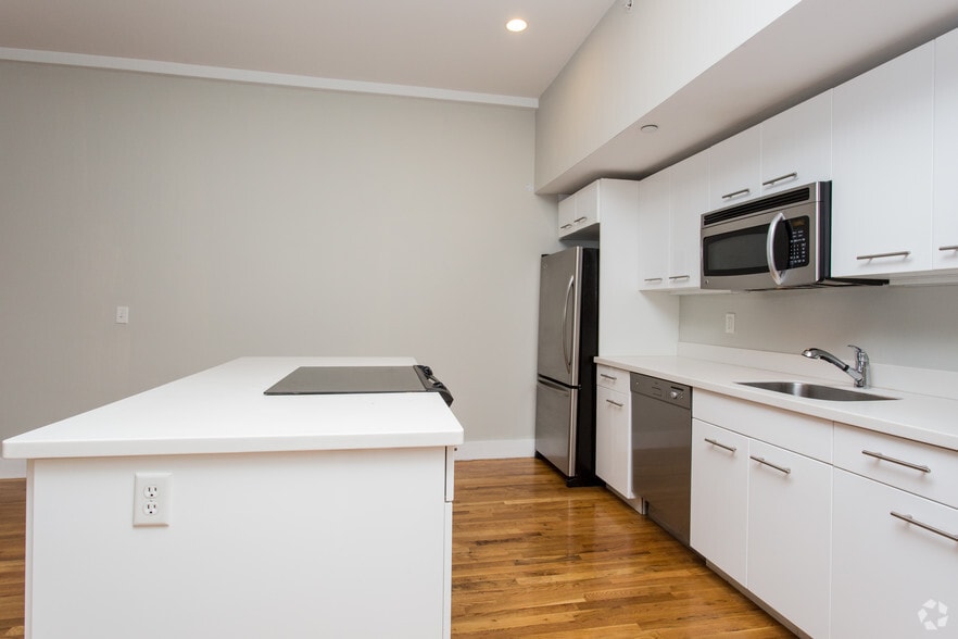 More Photos Of 361-385 Broadway, Chelsea Apartments For Lease