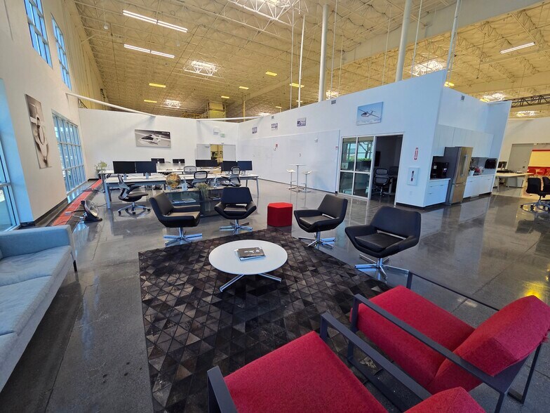More Photos Of 2141 Icon Way, Vacaville Warehouse For Lease