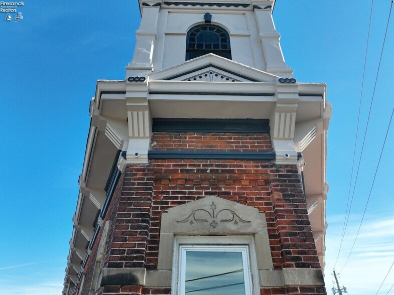 More Photos Of 801 Hayes Ave, Sandusky Storefront Retail Residential For Sale