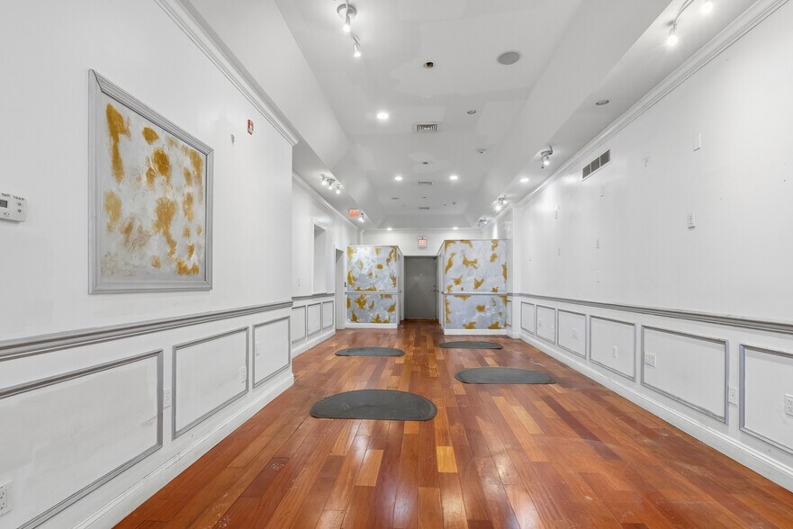 More Photos Of 329 W Girard Ave, Philadelphia Storefront Retail Residential For Lease
