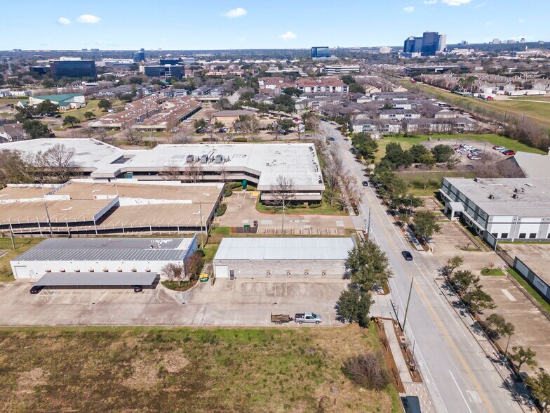 More Photos Of 3664 Walnut Bend Ln, Houston Office For Lease