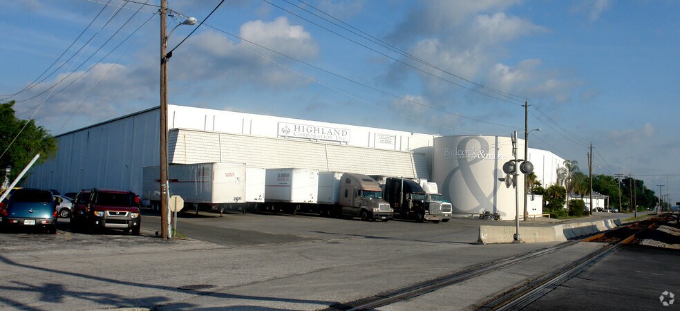 More Photos Of 300 NW Phosphate Blvd, Mulberry Manufacturing For Lease