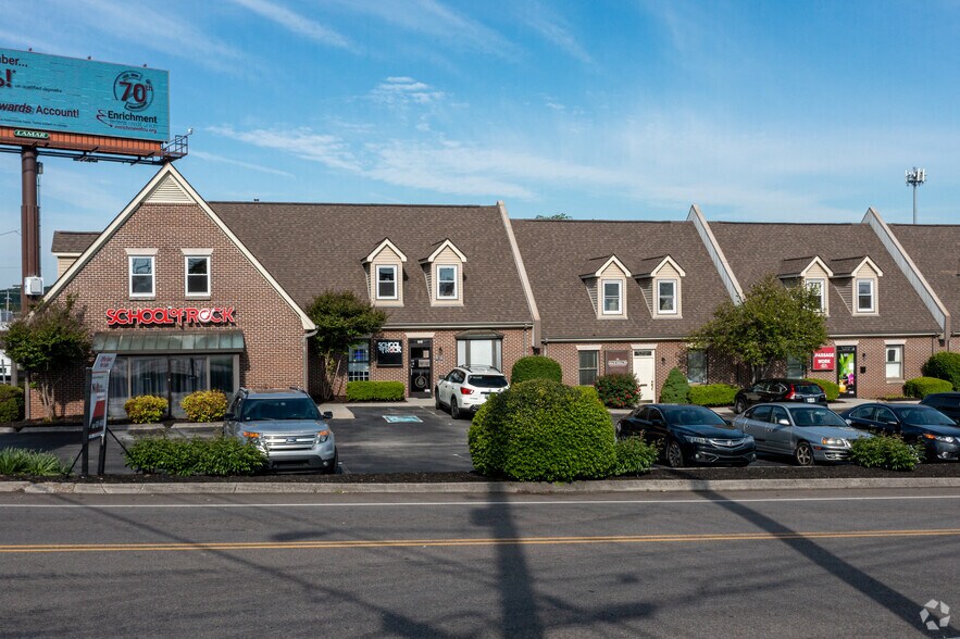 More Photos Of 101 Sherlake Ln, Knoxville Office For Lease