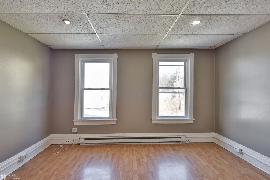 More Photos Of 302 W Abbott St, Lansford Multifamily For Sale