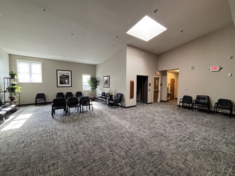 More Photos Of 1195 Wilson Ave NW, Grand Rapids Medical For Lease