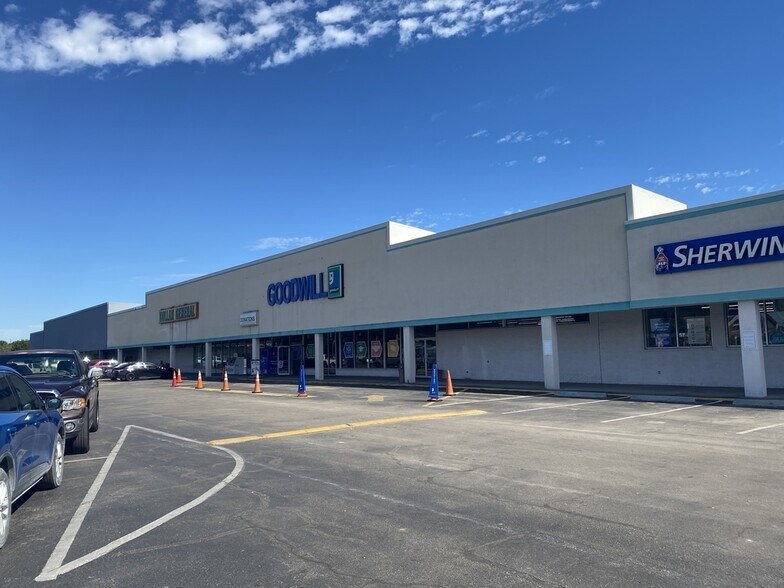 More Photos Of 2020 S Jefferson St, Perry Unknown For Lease