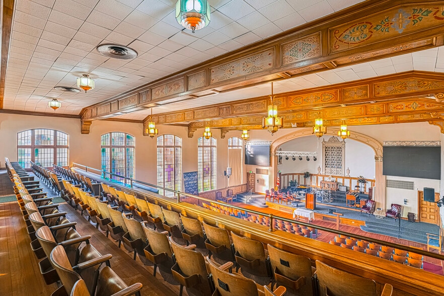 More Photos Of 2100 5th Ave, Oakland Religious Facility For Sale