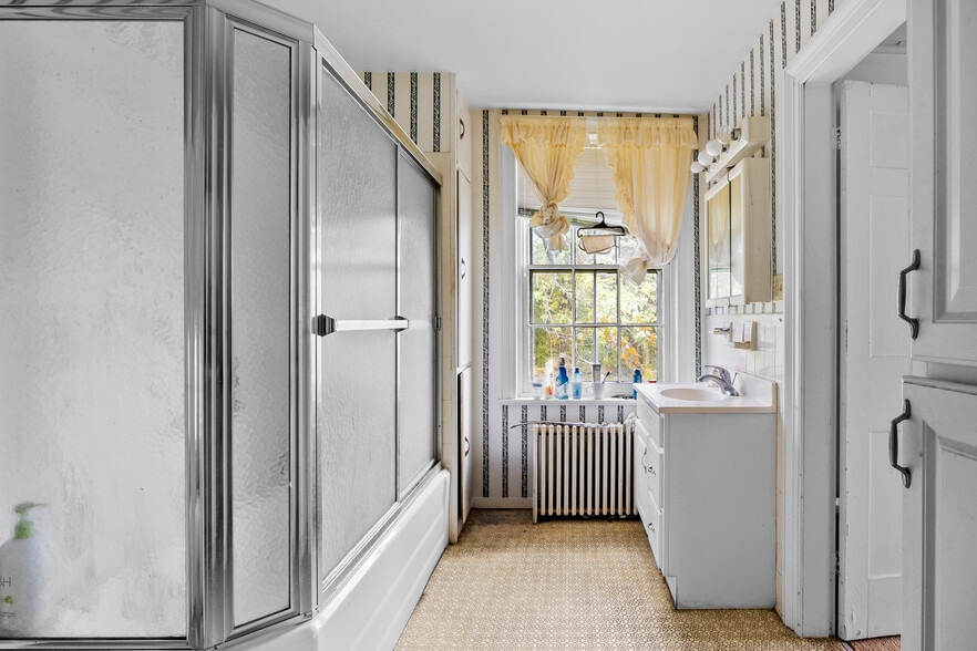 More Photos Of 47 Bronk Rd, Selkirk Land For Sale