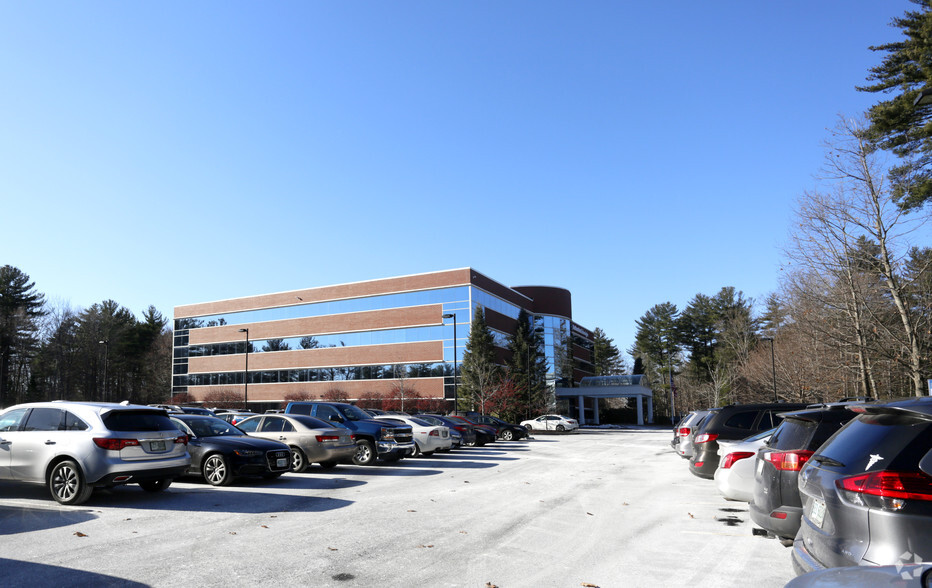 Primary Photo Of 325 Corporate Dr, Portsmouth Office For Lease