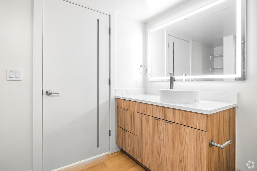 More Photos Of 360 W 200 S, Salt Lake City Apartments For Lease