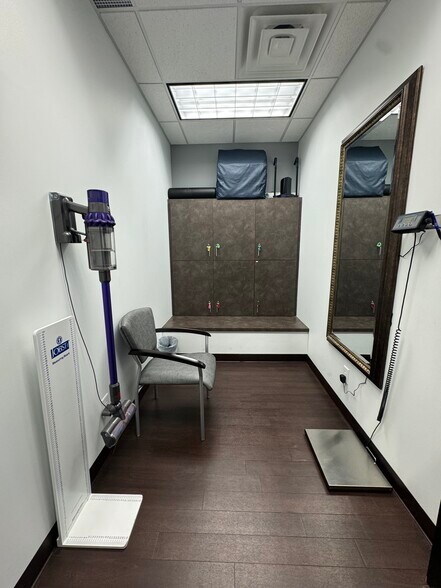 More Photos Of 10485 W Commerce Dr, Carmel Office For Sale