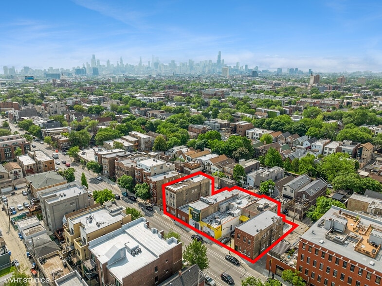 More Photos Of , Chicago Unknown For Sale