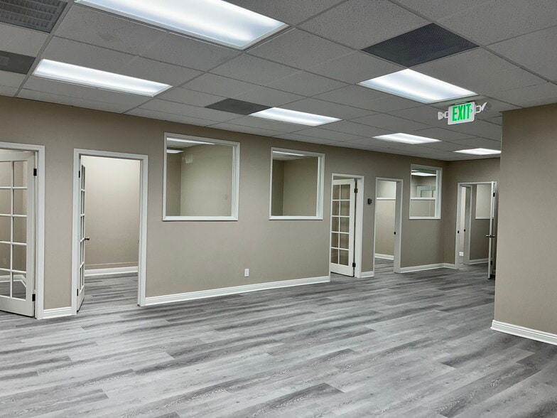 More Photos Of 4451-4465 Wilshire Blvd, Los Angeles Office For Lease