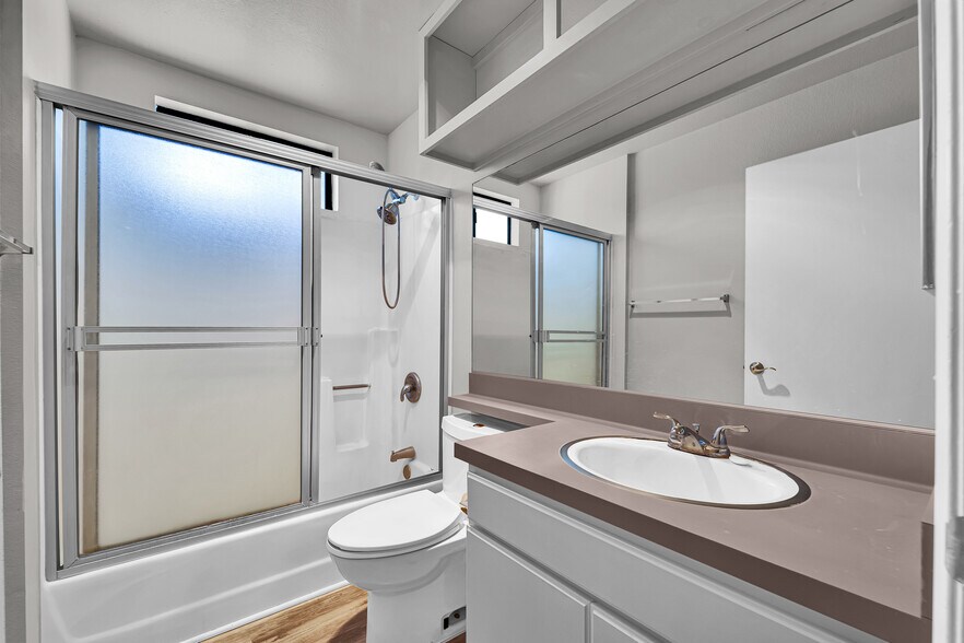 More Photos Of 1236 21st St, Santa Monica Apartments For Sale