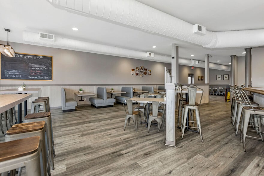 More Photos Of 2235 Bauer Rd, Batavia Unknown For Lease