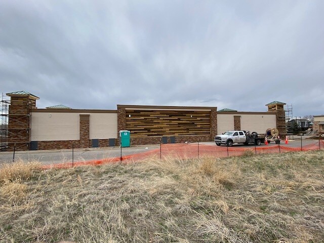 More Photos Of 19585 Hess Rd, Parker Storefront For Lease