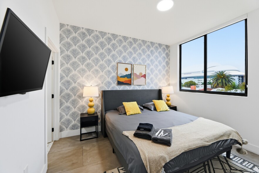 More Photos Of 1343 NW 1st St, Miami Hospitality For Sale