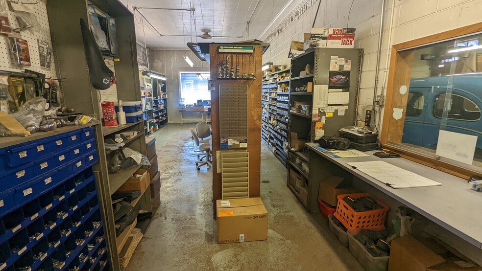 More Photos Of 113 Main St, Wanamingo Auto Repair For Sale