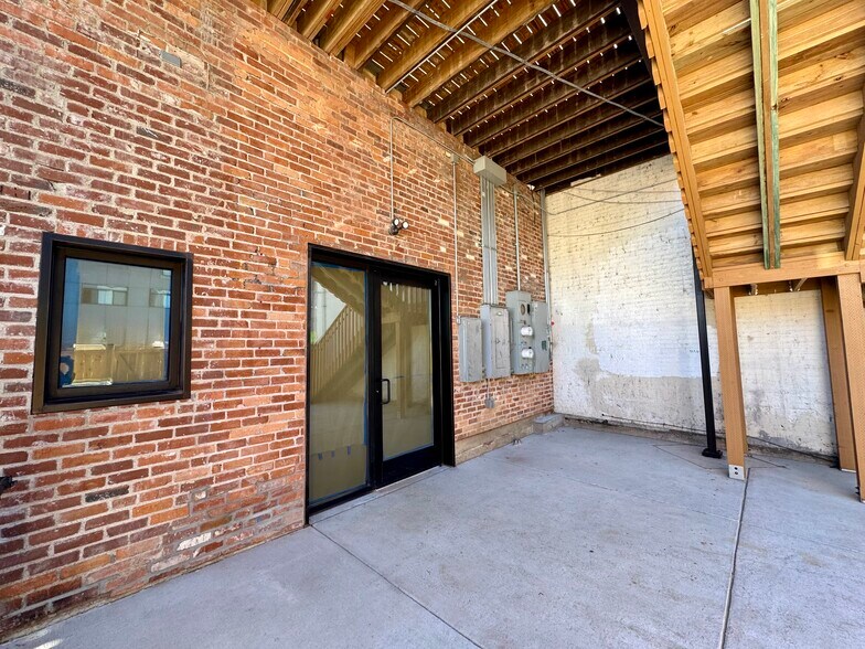 More Photos Of 3465-3467 S Broadway, Englewood General Retail For Sale