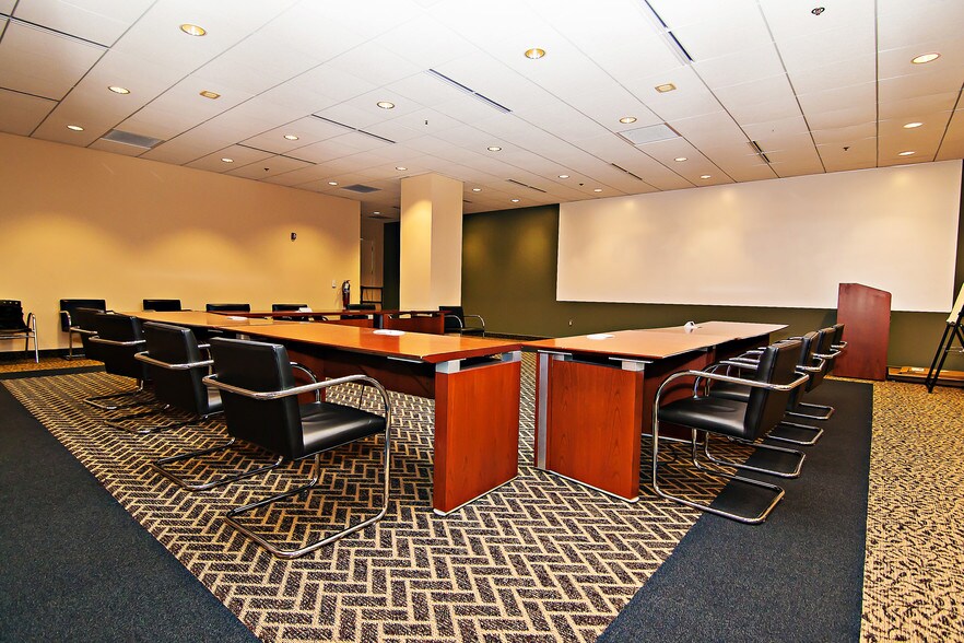 More Photos Of 1 Meridian Blvd, Wyomissing Office For Lease
