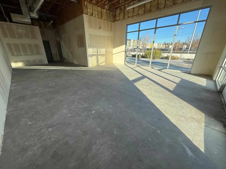 More Photos Of 2193-2195 Oddie Blvd, Sparks Freestanding For Lease