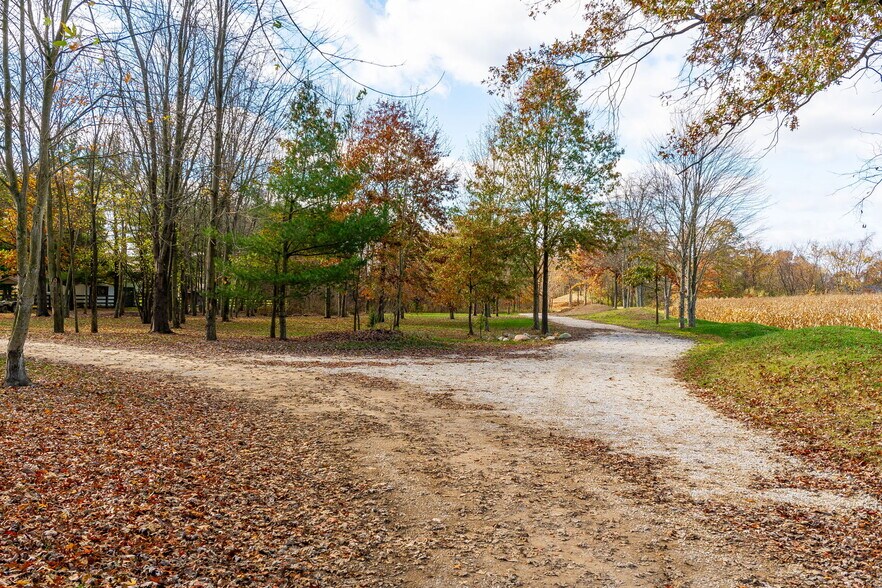 More Photos Of 10937 Johnstown Rd, New Albany Land For Sale