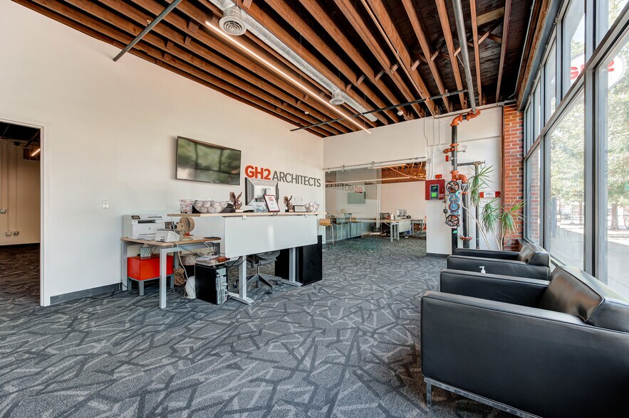 More Photos Of 706-708 W Sheridan Ave, Oklahoma City Office For Lease