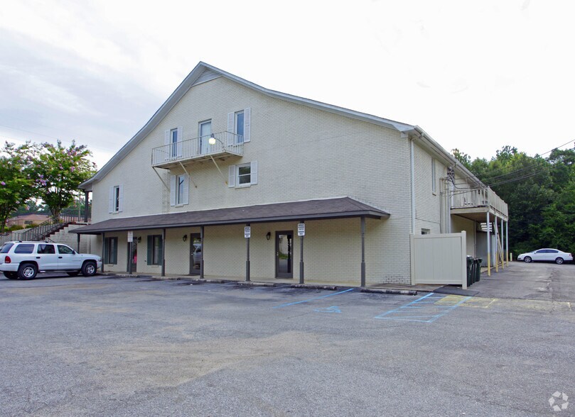 More Photos Of 2806 Dr John Haynes Dr, Pell City Medical For Sale