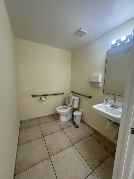 More Photos Of 5745-5759 NW 151st St, Miami Lakes Light Distribution For Lease