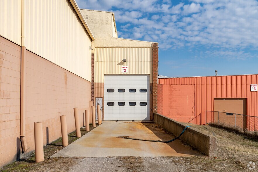 More Photos Of 2500 Moak St, Port Huron Unknown For Lease