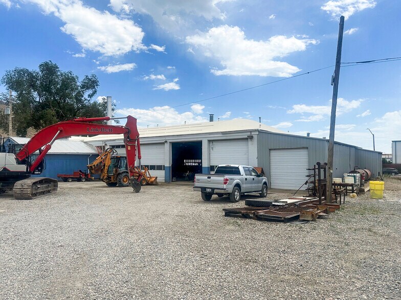 More Photos Of 758 W 1500 N, Salt Lake City Service For Lease