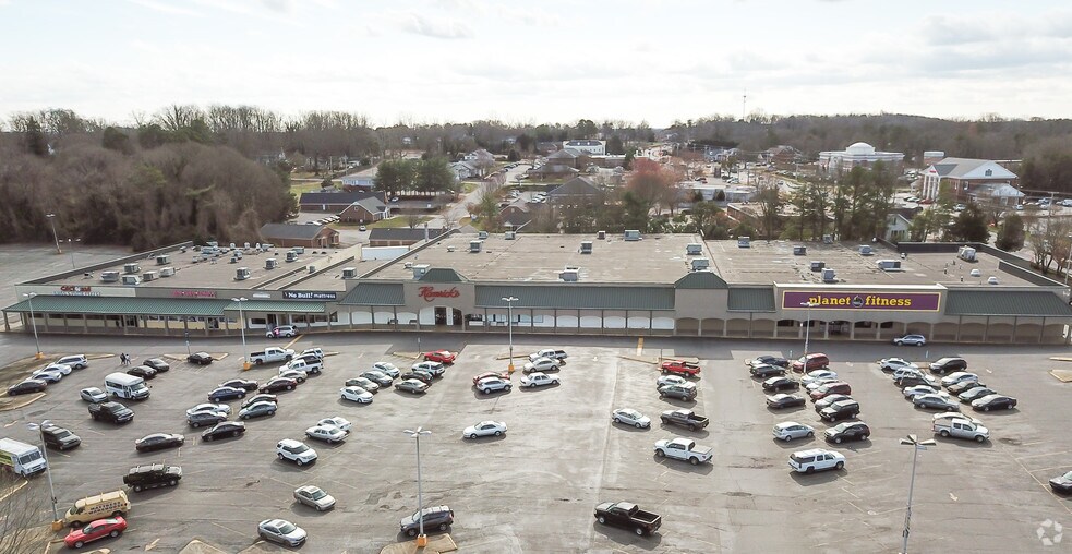 Primary Photo Of 204 S New Hope Rd, Gastonia Unknown For Lease
