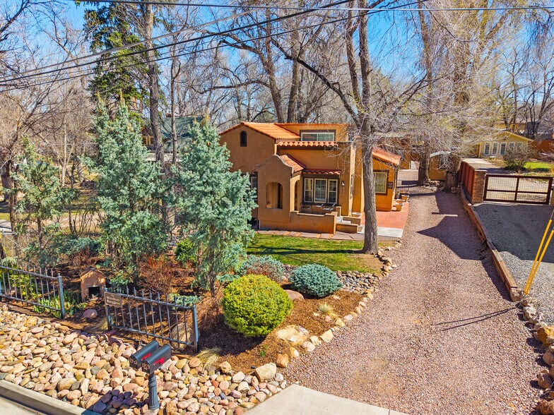 More Photos Of 1929 Woodburn St, Colorado Springs Multifamily For Sale