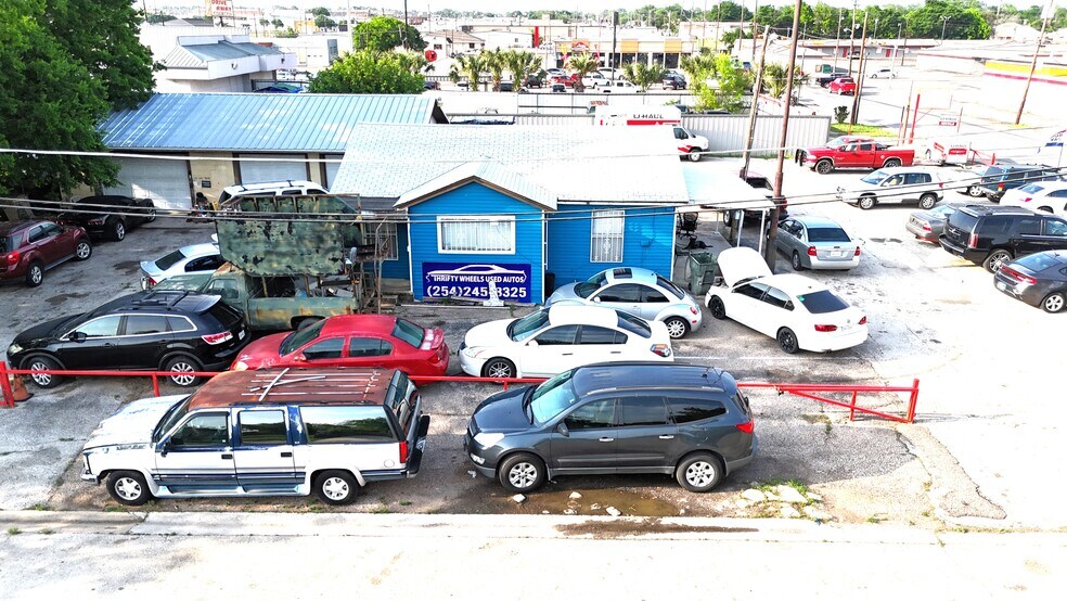 More Photos Of 404 E Veterans Memorial Blvd, Killeen General Retail For Sale